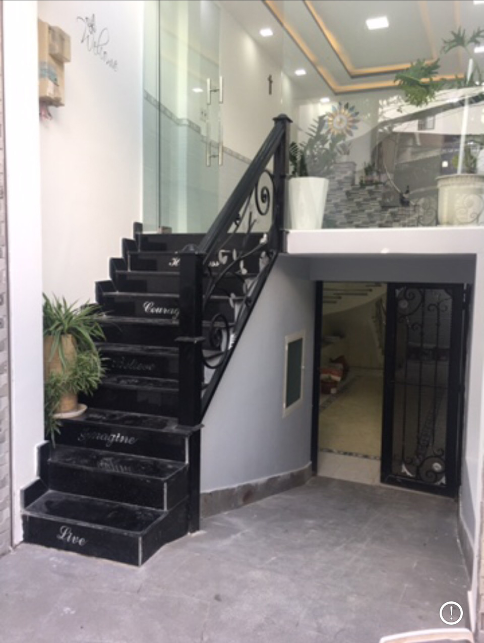 Cho thuê NC MT Đỗ Tấn Phong Phường 9 Quận Phú Nhuận.